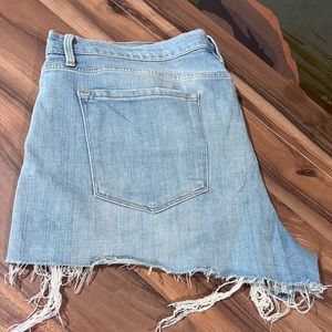 Frame jean shorts